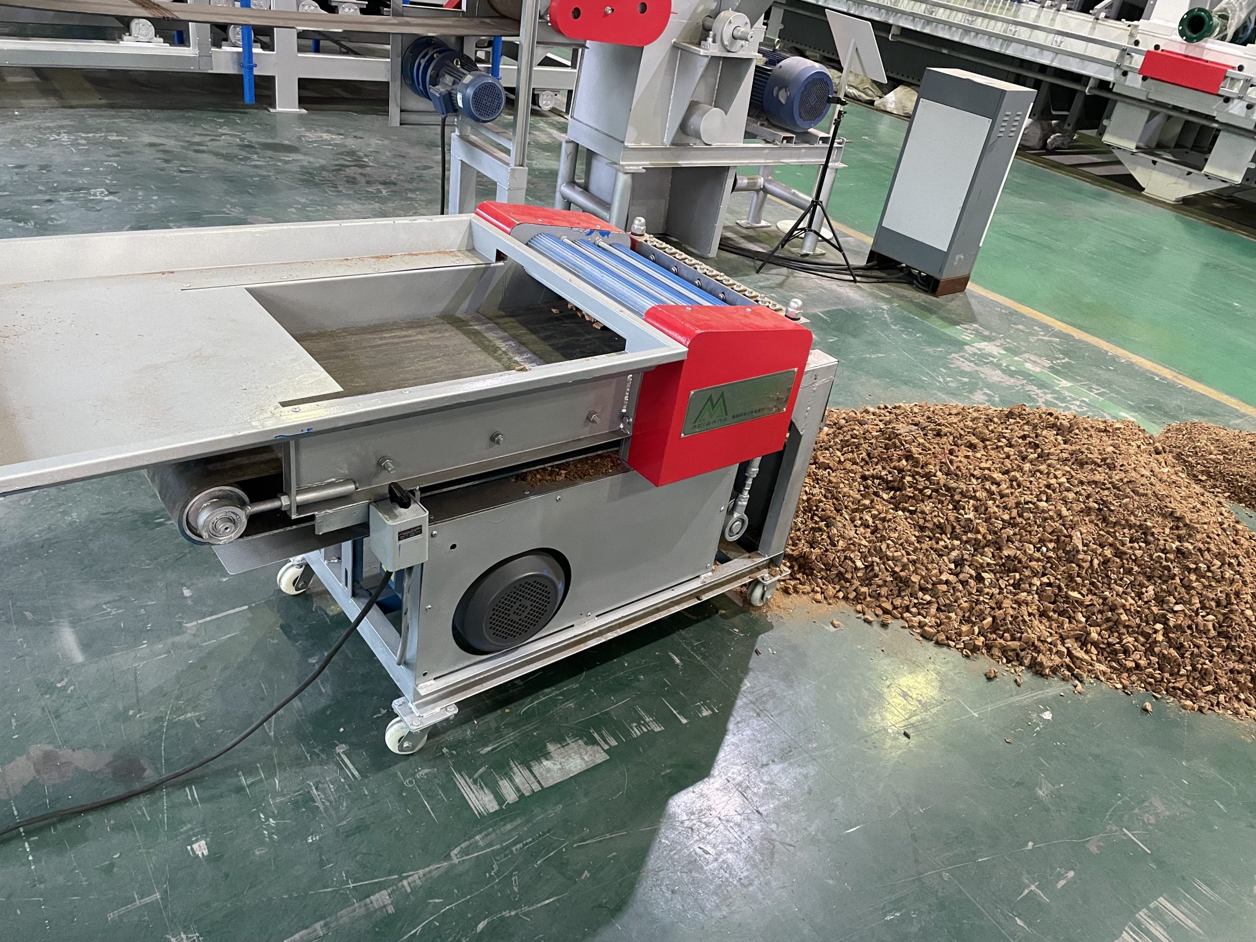 Coconut Shell Cutting Machine