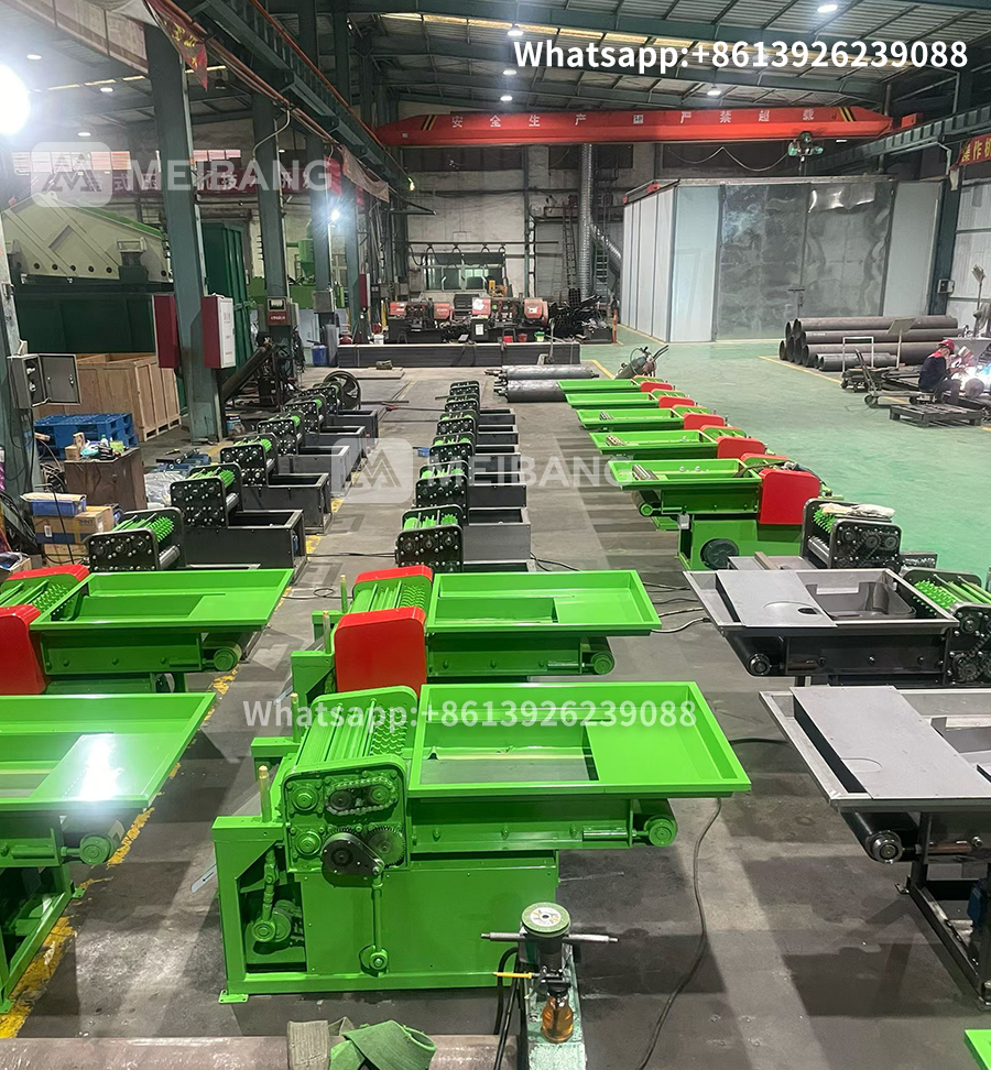 Coconut shell cutting machine is in production